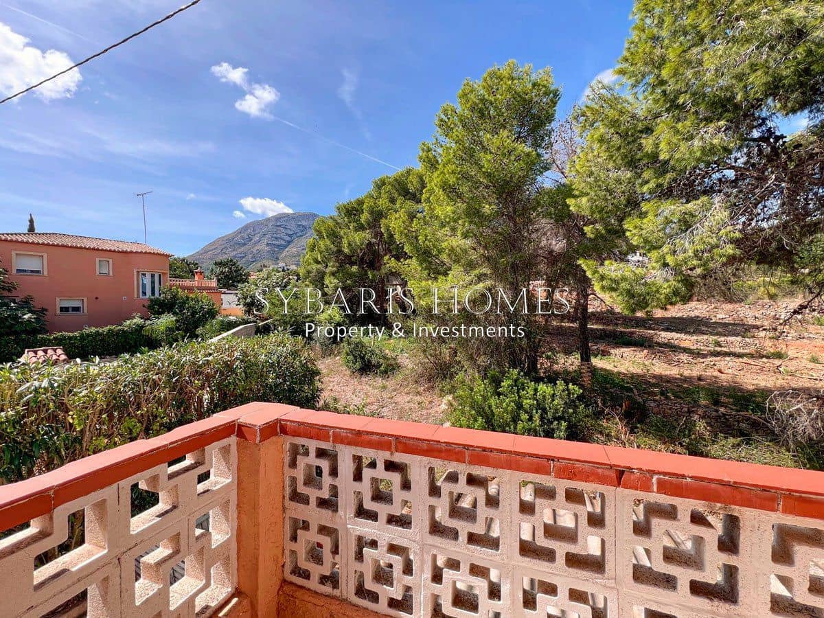 5 soverom Villa til salgs i Denia med garasje - € 590 000 (Ref: 10183813)