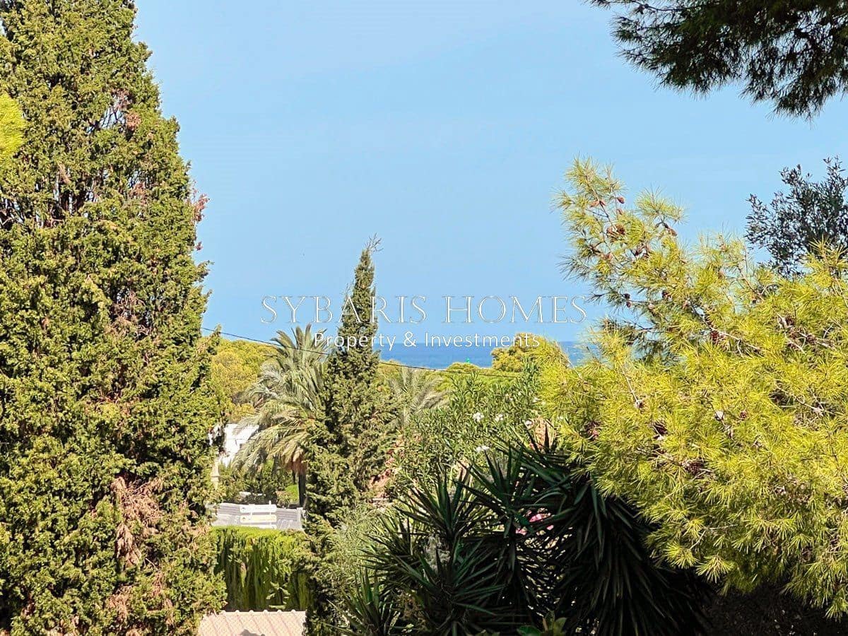 5 soverom Villa til salgs i Denia med garasje - € 590 000 (Ref: 10183813)