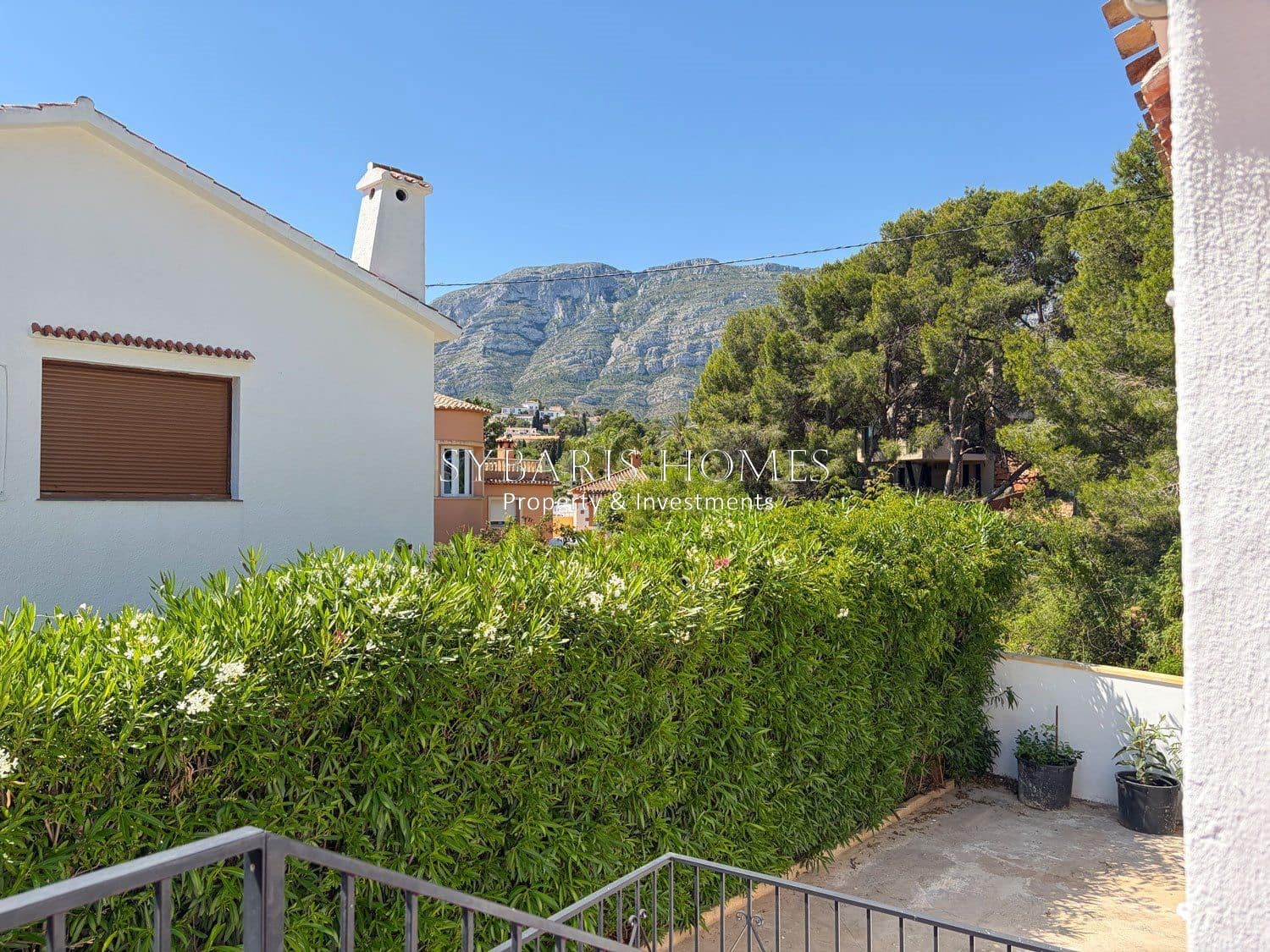 5 soverom Villa til salgs i Denia med garasje - € 590 000 (Ref: 10183813)