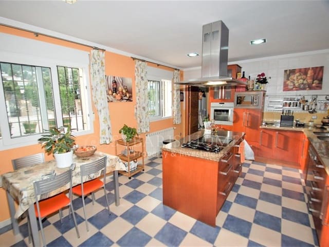 4 sypialnia Willa na sprzedaż w El Montgó, Dénia z basenem garażem - 950 000 € (Ref: 6351392)