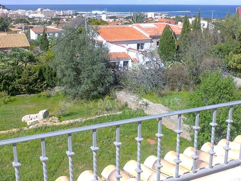 4 sovrum Villa till salu i Denia med pool garage - 950 000 € (Ref: 6351392)