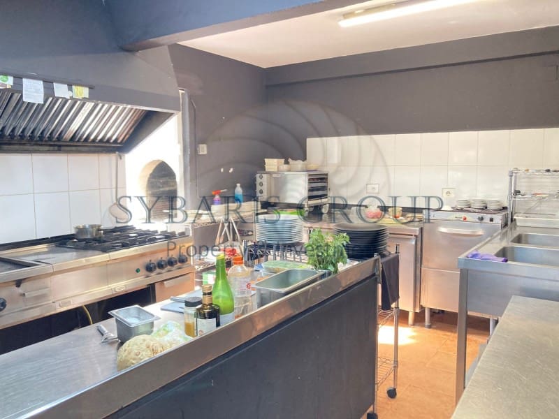 2 soveværelse Restaurant/Bar til salg i Denia - € 500.000 (Ref: 7135686)