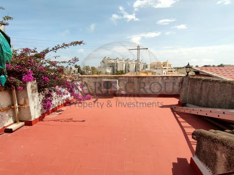 4 sypialnia Willa na sprzedaż w Denia z basenem garażem - 649 900 € (Ref: 7546245)