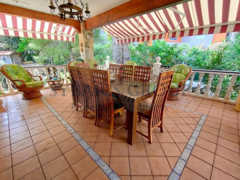 4 sypialnia Willa na sprzedaż w Denia z basenem garażem - 649 900 € (Ref: 7546245)