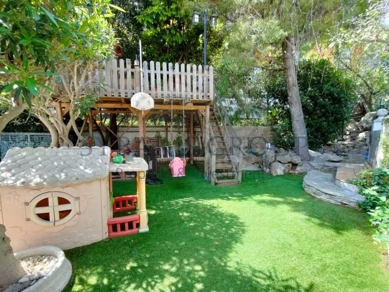 4 sypialnia Willa na sprzedaż w Denia z basenem garażem - 649 900 € (Ref: 7546245)