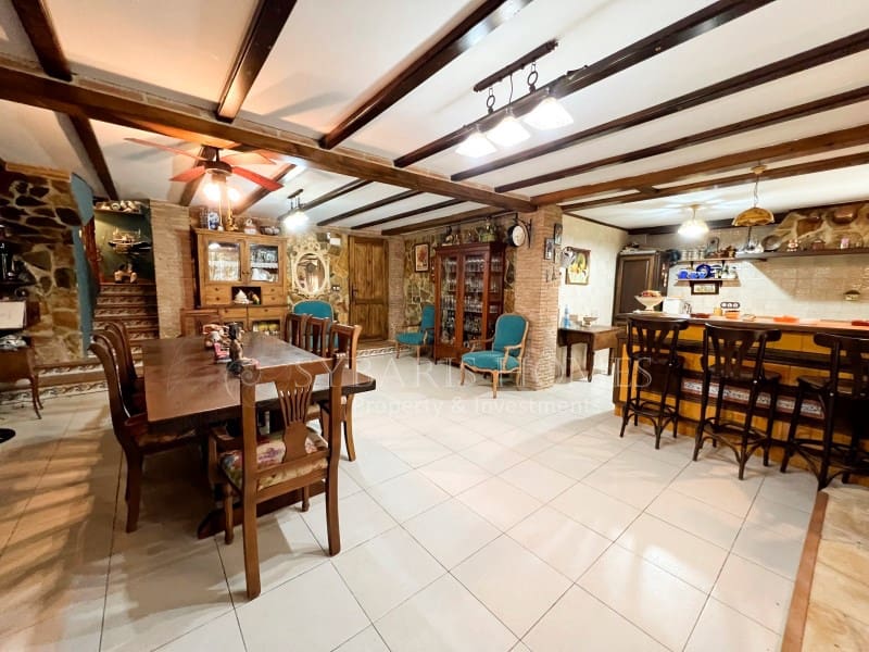 4 sypialnia Willa na sprzedaż w Denia z basenem garażem - 649 900 € (Ref: 7546245)