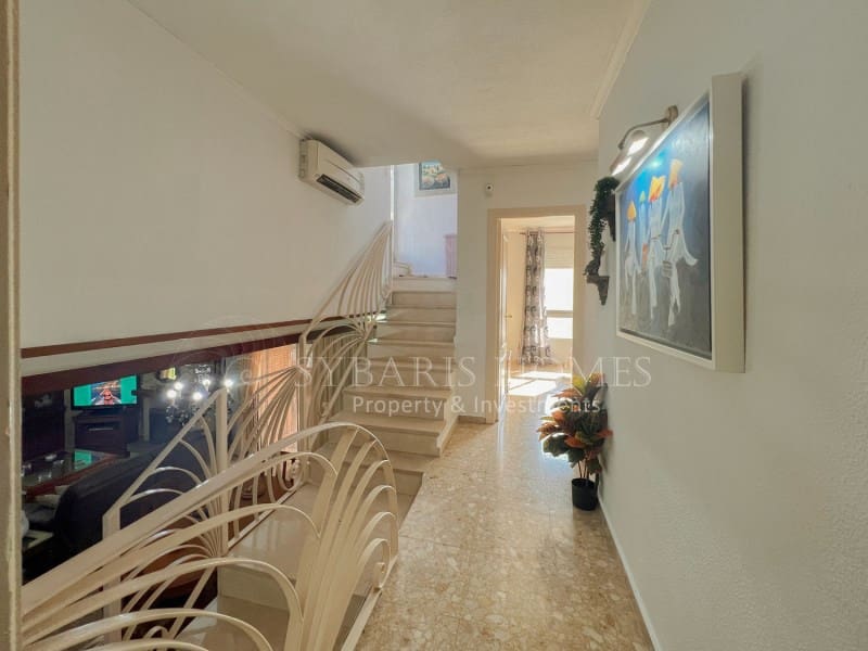 5 quarto Moradia para venda em Denia com piscina garagem - 649 900 € (Ref: 7546245)