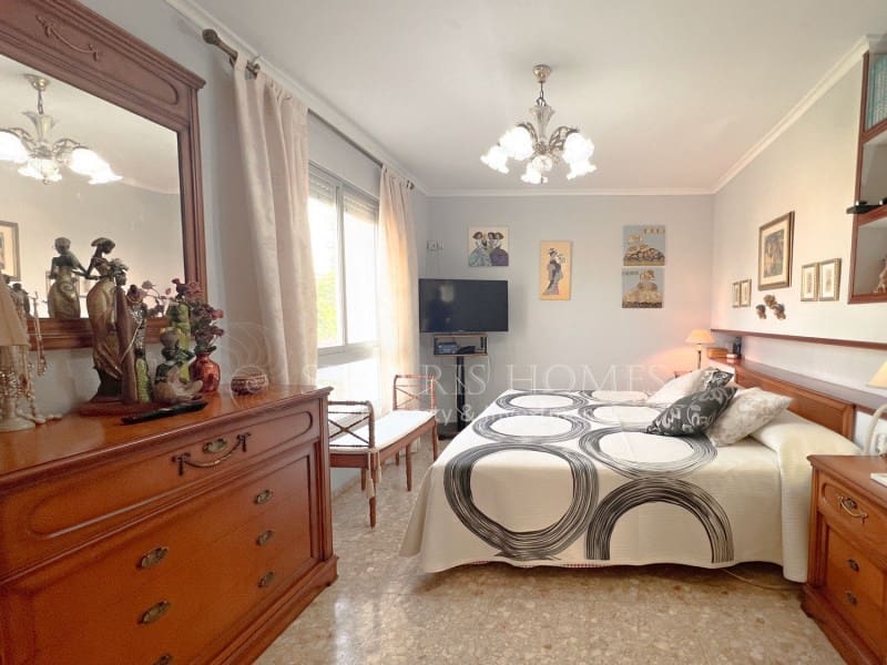 5 quarto Moradia para venda em Denia com piscina garagem - 649 900 € (Ref: 7546245)