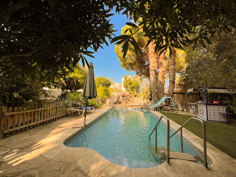 5 quarto Moradia para venda em Denia com piscina garagem - 649 900 € (Ref: 7546245)