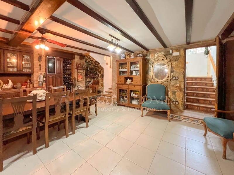 5 quarto Moradia para venda em Denia com piscina garagem - 649 900 € (Ref: 7546245)