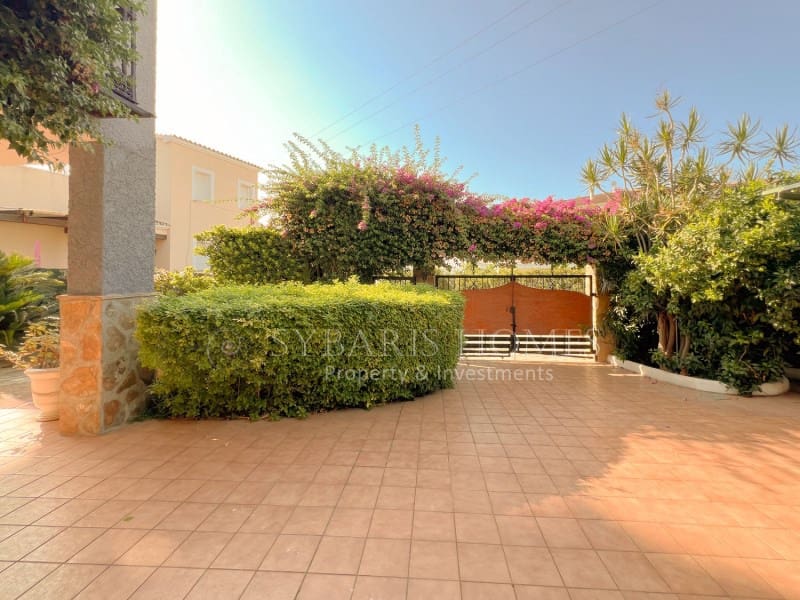 5 quarto Moradia para venda em Denia com piscina garagem - 649 900 € (Ref: 7546245)