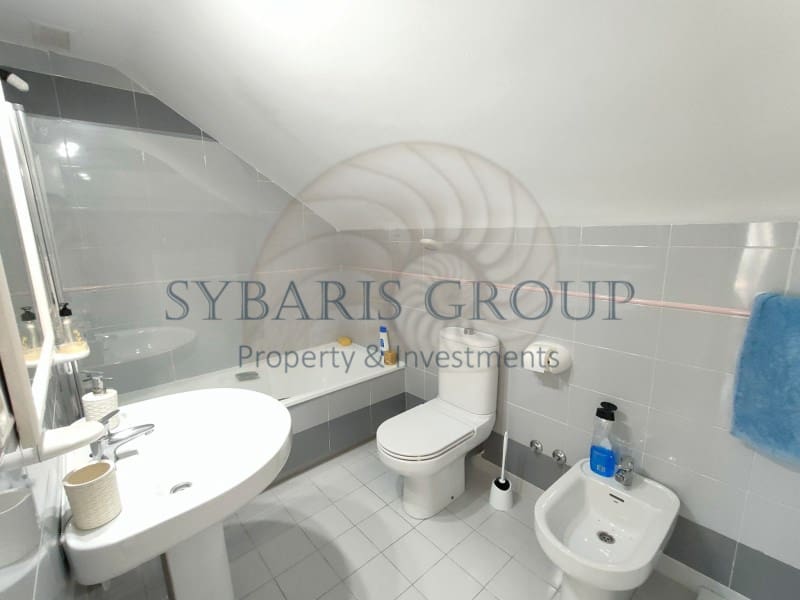 4 makuuhuone Kattohuoneisto vuokrattavana paikassa Denia mukana 
autotalli - 1 100 € (Ref: 7556076)