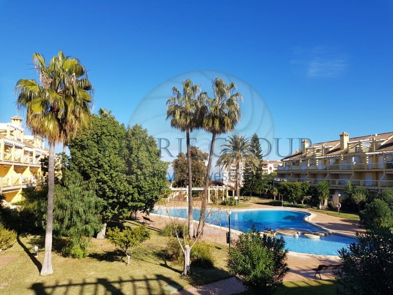 4 makuuhuone Kattohuoneisto vuokrattavana paikassa Denia mukana 
autotalli - 1 100 € (Ref: 7556076)