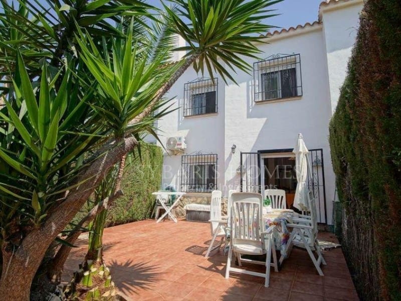 3 soveværelse Byhus til salg i Denia med swimmingpool garage - € 314.000 (Ref: 7784591)