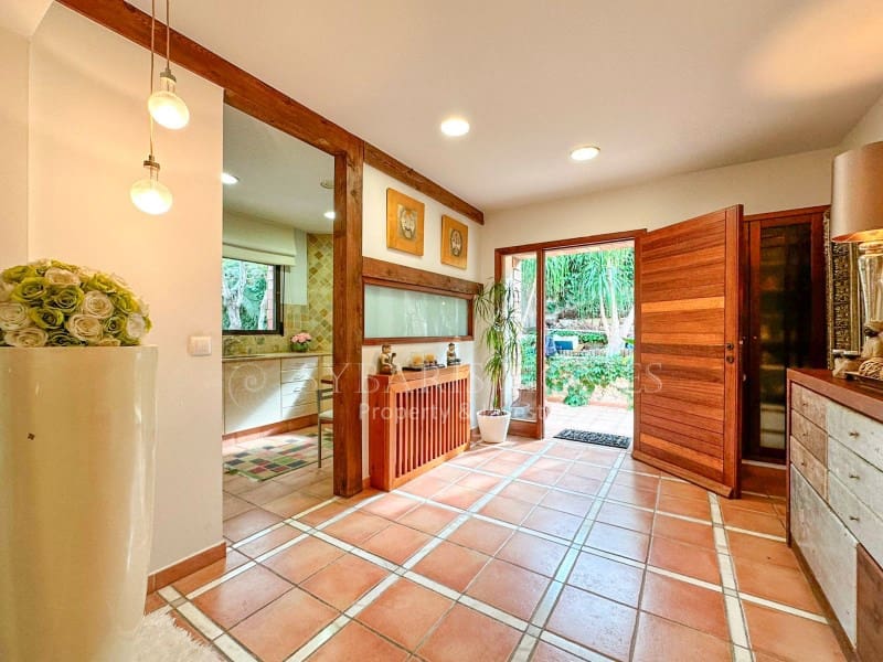 3 sovrum Villa till salu i Denia med pool garage - 715 000 € (Ref: 7854762)