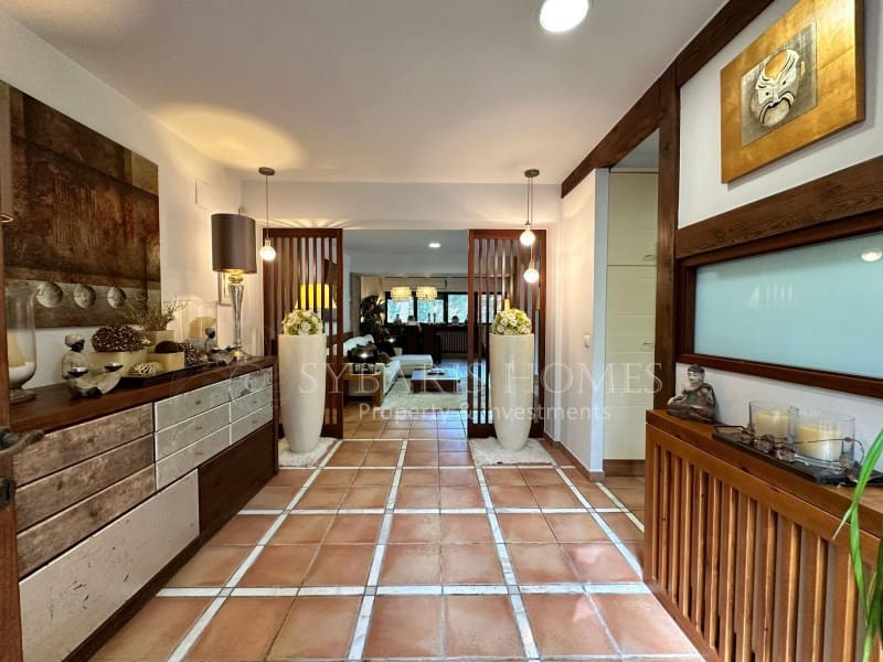 3 sovrum Villa till salu i Denia med pool garage - 715 000 € (Ref: 7854762)