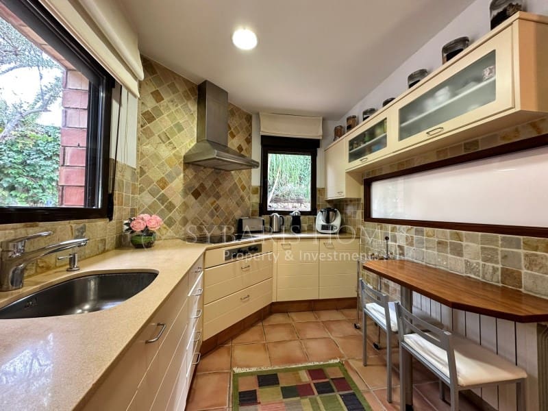 3 sovrum Villa till salu i Denia med pool garage - 715 000 € (Ref: 7854762)