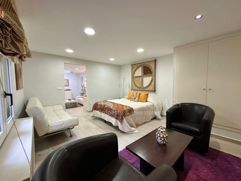 3 sovrum Villa till salu i Denia med pool garage - 715 000 € (Ref: 7854762)