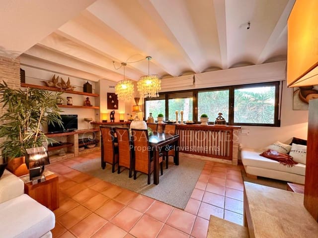 3 bedroom Villa for sale in El Montgó, Dénia with pool garage - € 715,000 (Ref: 7854762)