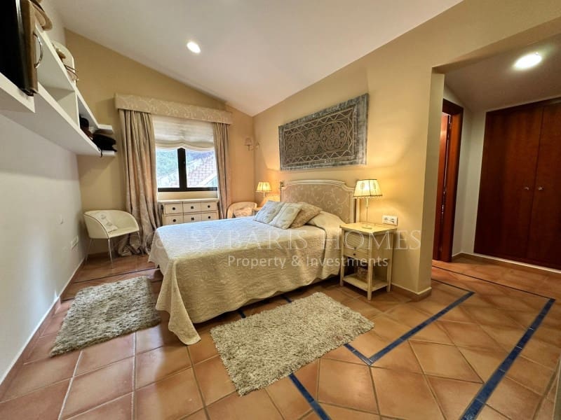 3 sovrum Villa till salu i Denia med pool garage - 715 000 € (Ref: 7854762)