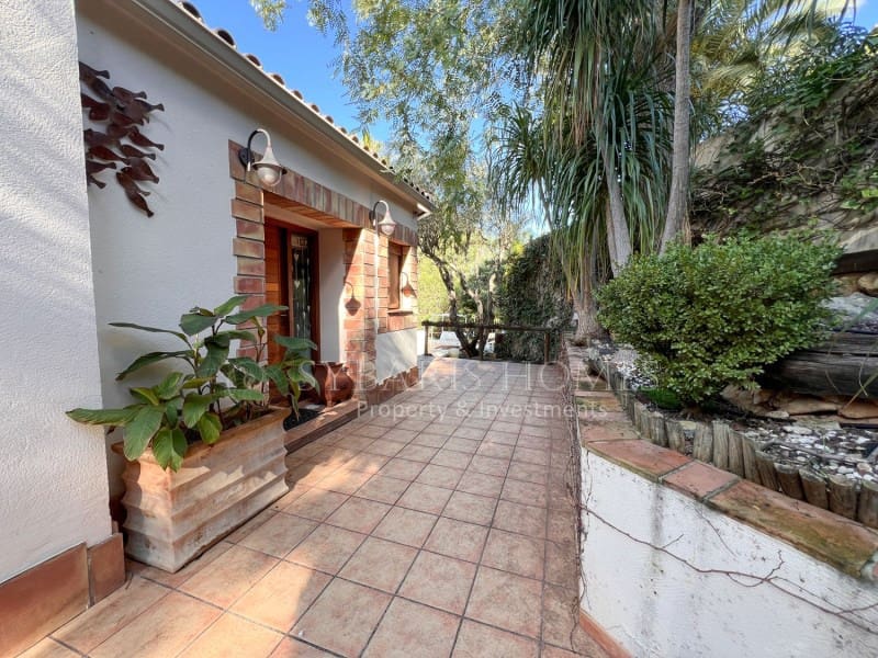 3 sovrum Villa till salu i Denia med pool garage - 715 000 € (Ref: 7854762)