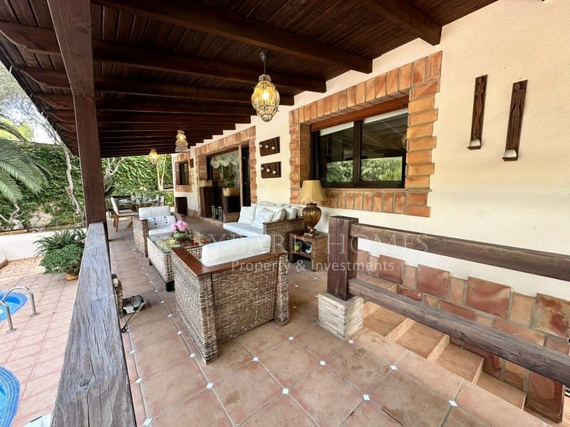 3 sovrum Villa till salu i Denia med pool garage - 715 000 € (Ref: 7854762)