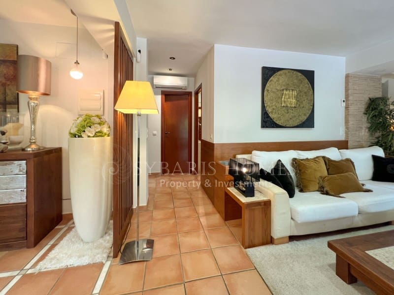 3 sypialnia Willa na sprzedaż w Denia z basenem garażem - 735 000 € (Ref: 7854762)