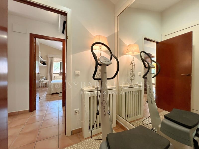 3 sypialnia Willa na sprzedaż w Denia z basenem garażem - 735 000 € (Ref: 7854762)