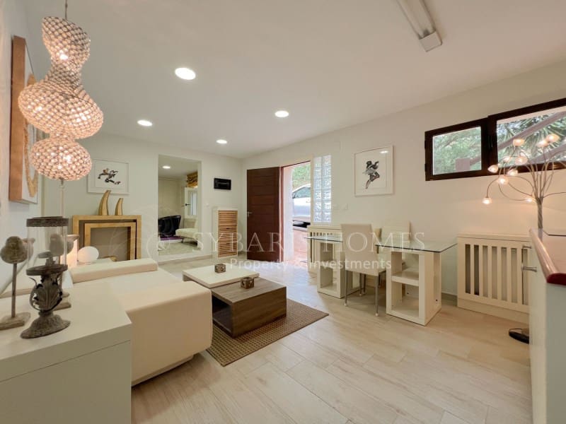3 sypialnia Willa na sprzedaż w Denia z basenem garażem - 735 000 € (Ref: 7854762)