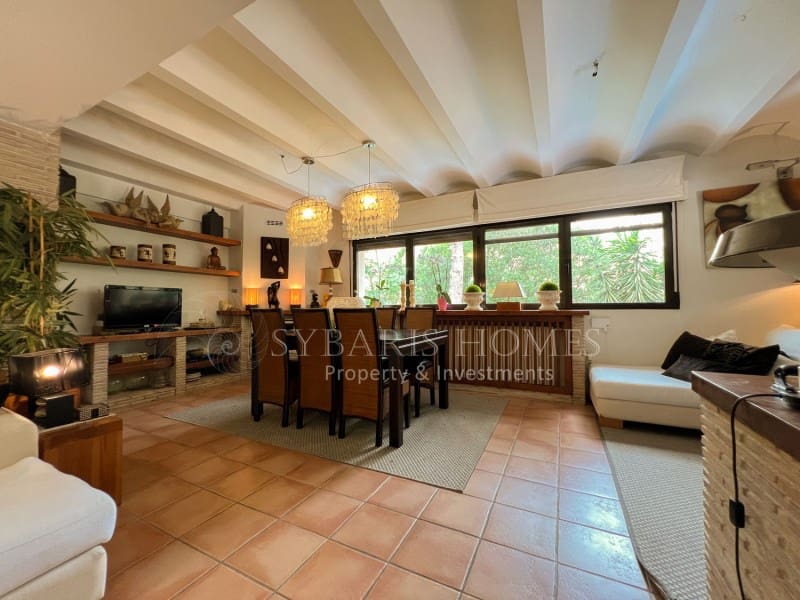 3 sypialnia Willa na sprzedaż w Denia z basenem garażem - 735 000 € (Ref: 7854762)