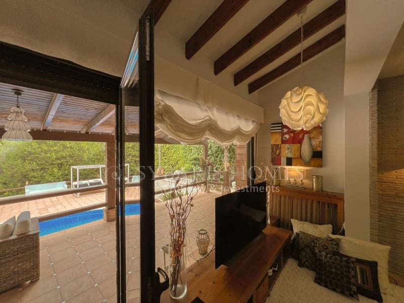 3 sypialnia Willa na sprzedaż w Denia z basenem garażem - 735 000 € (Ref: 7854762)