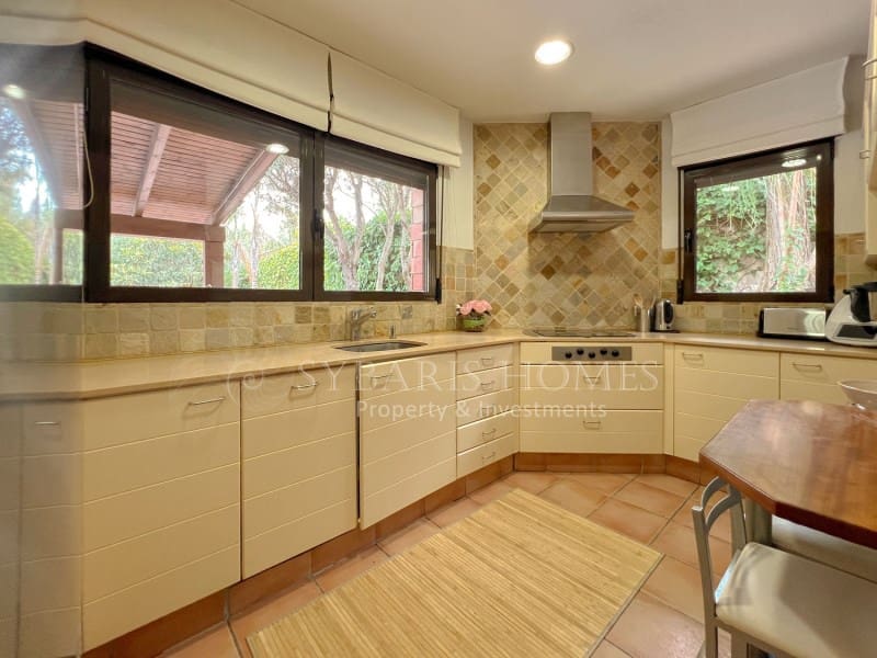 3 sypialnia Willa na sprzedaż w Denia z basenem garażem - 735 000 € (Ref: 7854762)