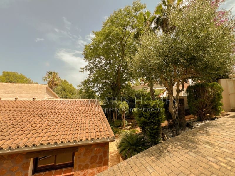 3 sypialnia Willa na sprzedaż w Denia z basenem garażem - 735 000 € (Ref: 7854762)