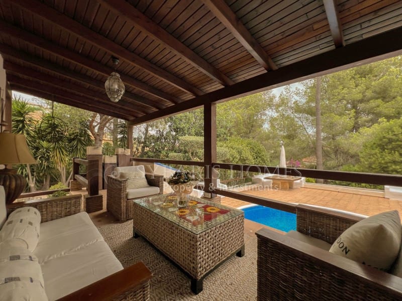 3 sypialnia Willa na sprzedaż w Denia z basenem garażem - 735 000 € (Ref: 7854762)