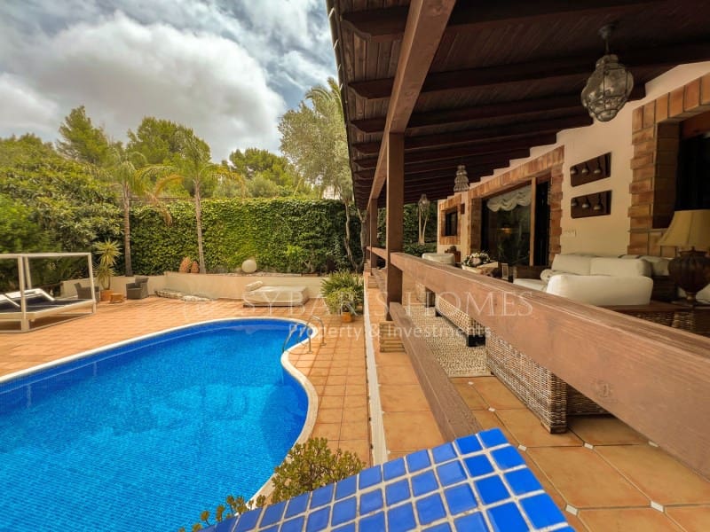 3 sypialnia Willa na sprzedaż w Denia z basenem garażem - 735 000 € (Ref: 7854762)