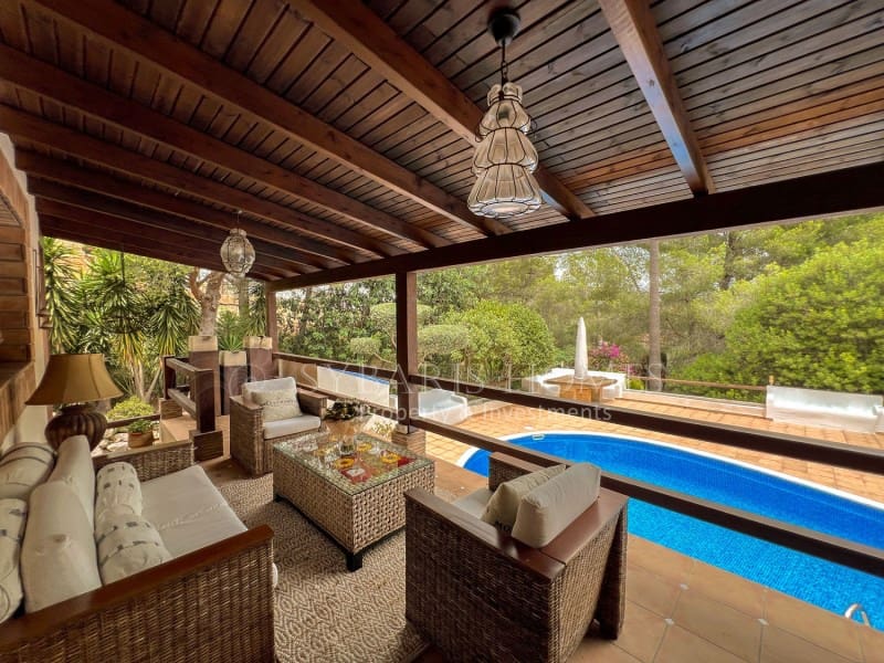 3 sypialnia Willa na sprzedaż w Denia z basenem garażem - 735 000 € (Ref: 7854762)