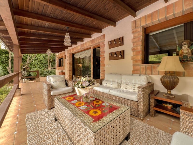 3 sypialnia Willa na sprzedaż w Denia z basenem garażem - 735 000 € (Ref: 7854762)