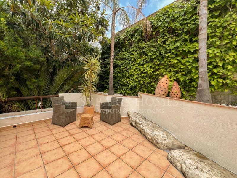3 sypialnia Willa na sprzedaż w Denia z basenem garażem - 735 000 € (Ref: 7854762)