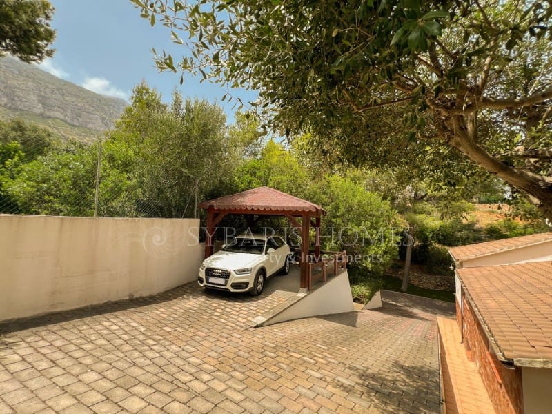 3 sypialnia Willa na sprzedaż w Denia z basenem garażem - 735 000 € (Ref: 7854762)