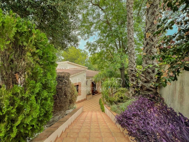3 sypialnia Willa na sprzedaż w Denia z basenem garażem - 735 000 € (Ref: 7854762)