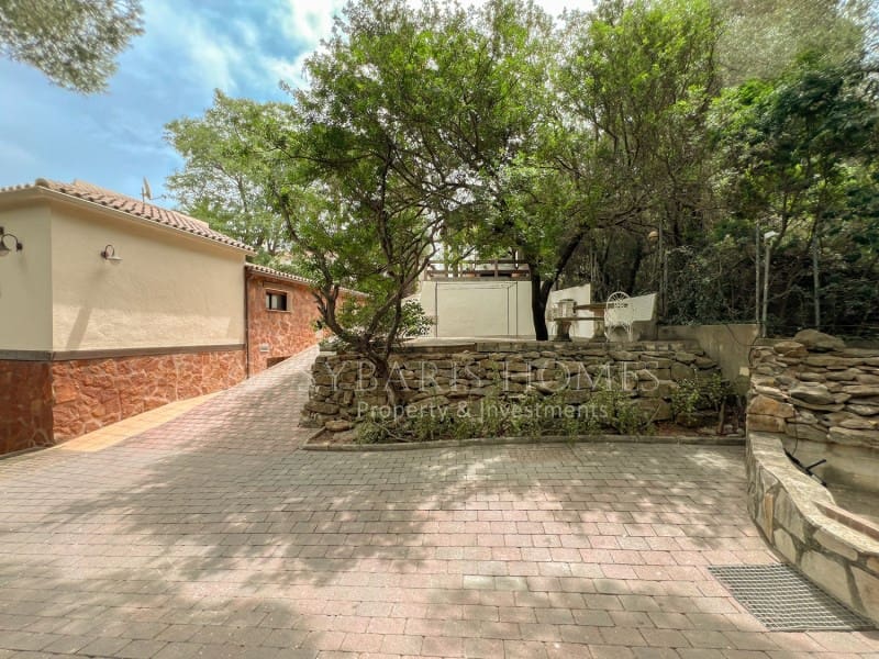 3 bedroom Villa for sale in Denia with pool garage - € 735,000 (Ref: 7854762)