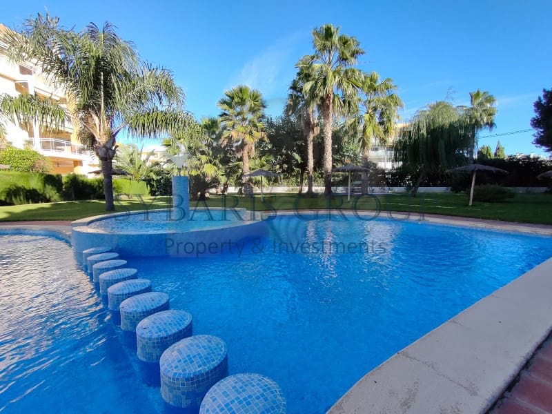 2 quarto Apartamento para arrendamento para férias em Denia com piscina Garagem - 1 100 € (Ref: 7861218)