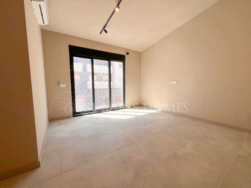 5 soveværelse Hotel til salg i Denia - € 935.000 (Ref: 8049428)