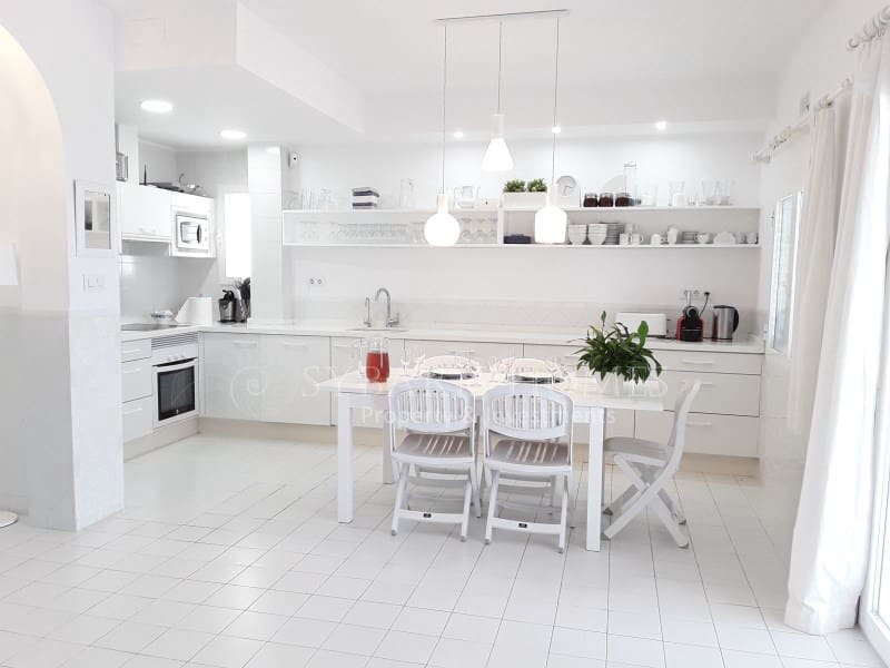 5 soverom Villa til salgs i Denia - € 635 000 (Ref: 8076800)