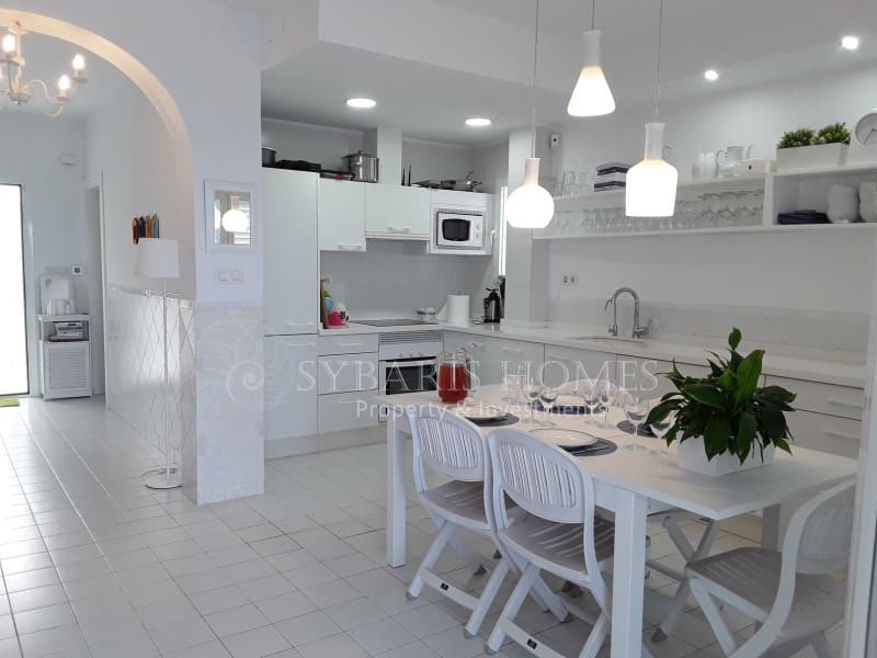 5 soverom Villa til salgs i Denia - € 635 000 (Ref: 8076800)
