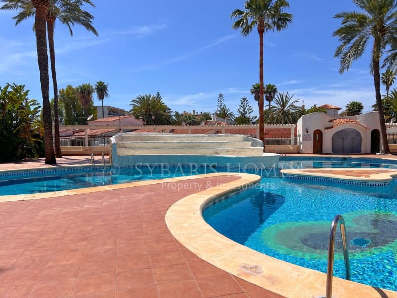1 sypialnia Apartament na kwatery wakacyjne w Denia z basenem - 750 € (Ref: 8110000)