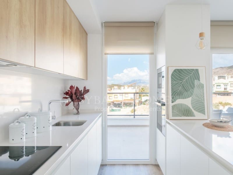 4 sovrum Hus till salu i Benidorm med pool garage - 555 000 € (Ref: 8139358)