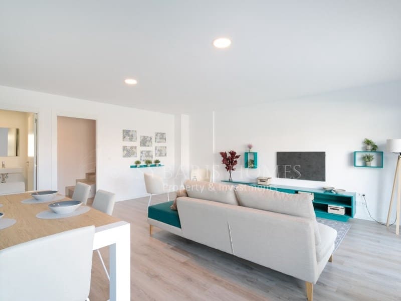 4 sovrum Hus till salu i Benidorm med pool garage - 555 000 € (Ref: 8139358)