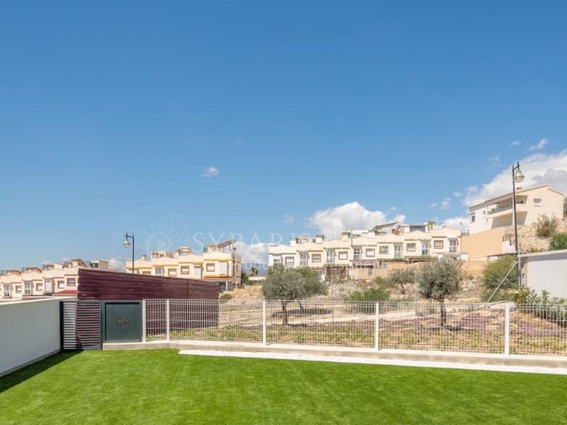 4 chambre Maison de Ville à vendre à Benidorm avec piscine garage - 555 000 € (Ref: 8139358)