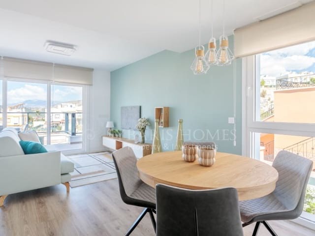 4 soverom Hus til salgs i Juzgados - Plaza de Toros, Benidorm med svømmebasseng garasje - € 555 000 (Ref: 8139358)